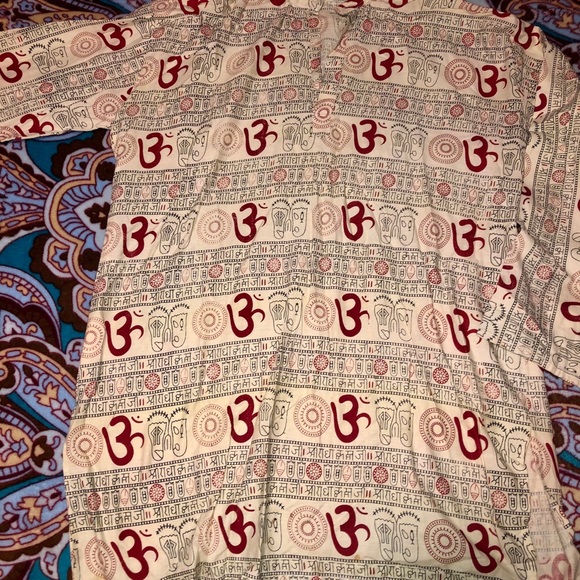 Egyptian Indian style 3rd eye long fitting shirt - Picture 8 of 9
